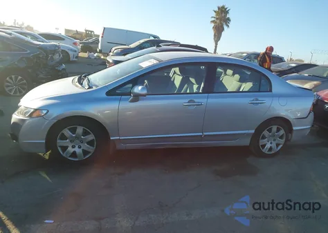 2011 Honda Civic Lx z USA, uszkodzony, nr VIN 2HGFA1F55BH300729